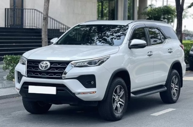 Xe 7 chỗ gia đình